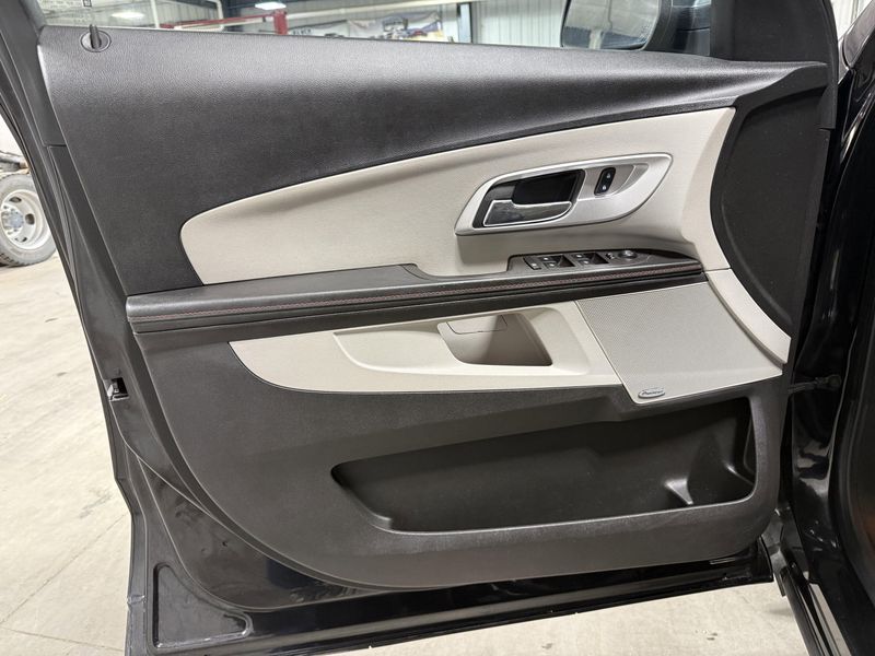 Used 2015 Chevrolet Equinox LTZImage 21