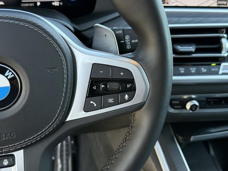 2022 BMW X7 xDrive40iImage 27