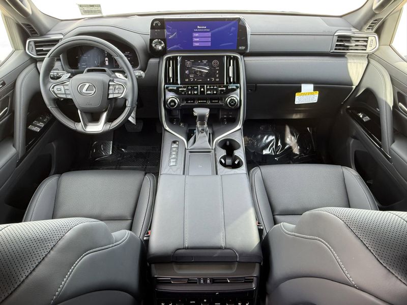 New 2026 Lexus LX 600 LuxuryImage 26