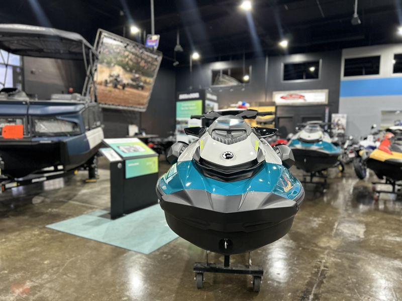 New 2025 Sea-Doo GTI SE 130 (SOUND SYSTEM) Image 18