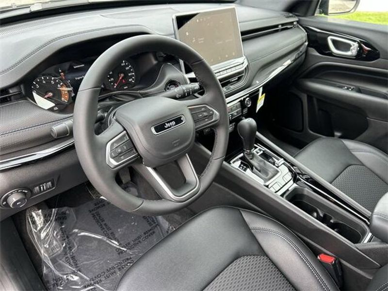 New 2026 Jeep Compass Latitude Altitude 4x4Image 15