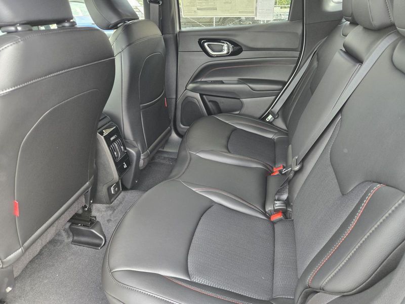 New 2026 Jeep Compass Trailhawk 4x4