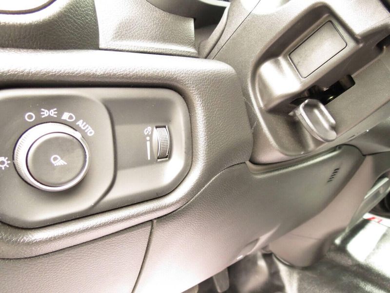 2024 RAM 3500 Tradesman Crew Cab 4x4 6