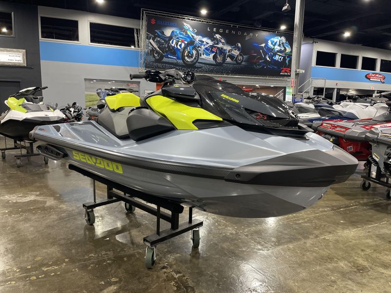 Used 2024 Sea-Doo RXP-X 325 Image 2
