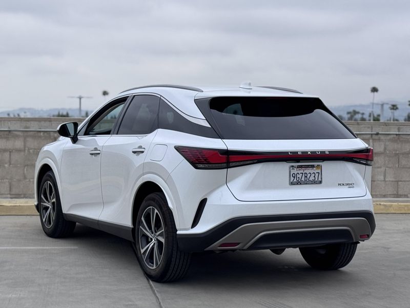 2023 Lexus RX 350Image 10