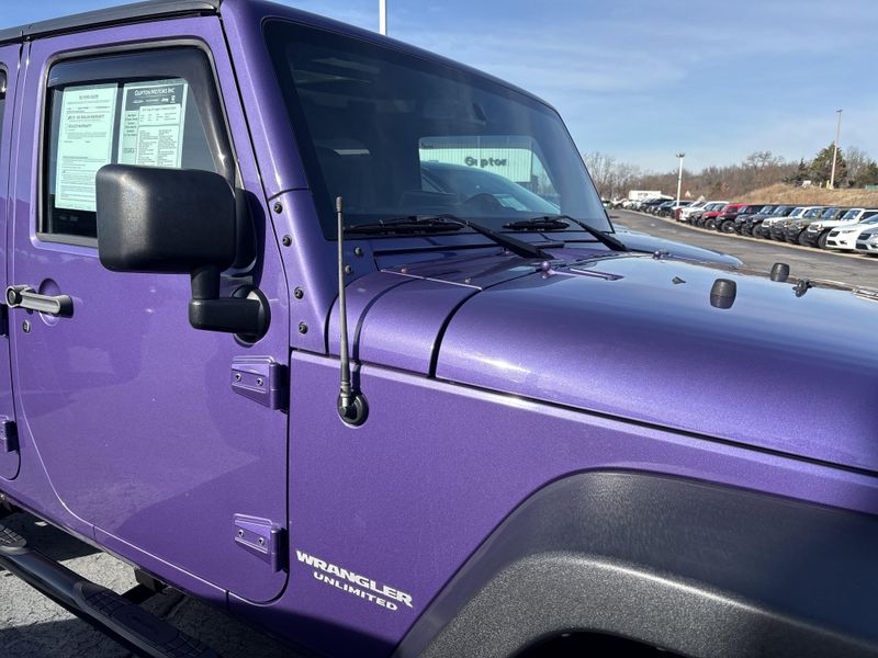 Used 2017 Jeep Wrangler Unlimited SportImage 4