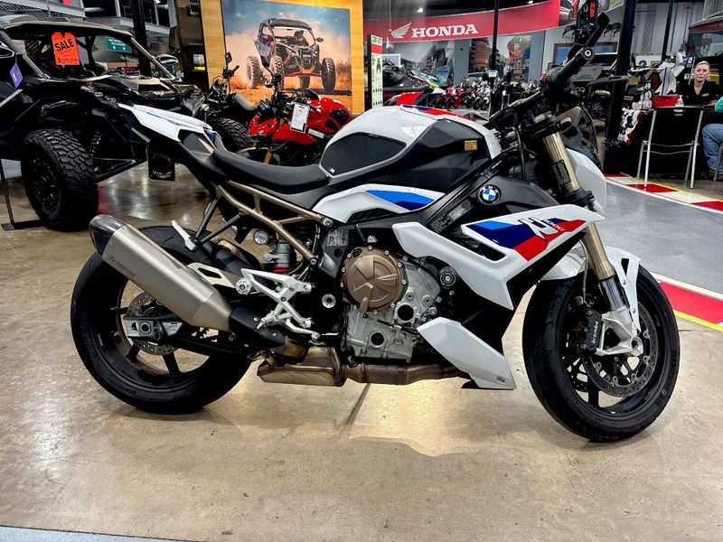 Used 2022 BMW S 1000 R Image 11