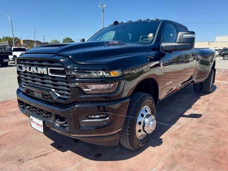 New 2027 RAM 3500 Big HornImage 1