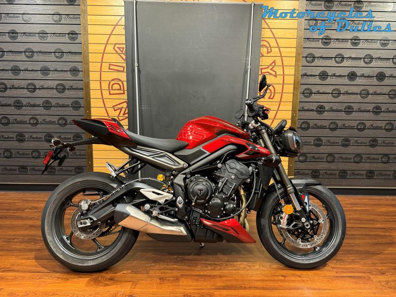 2025 Triumph Street Triple 765 RS Image 1