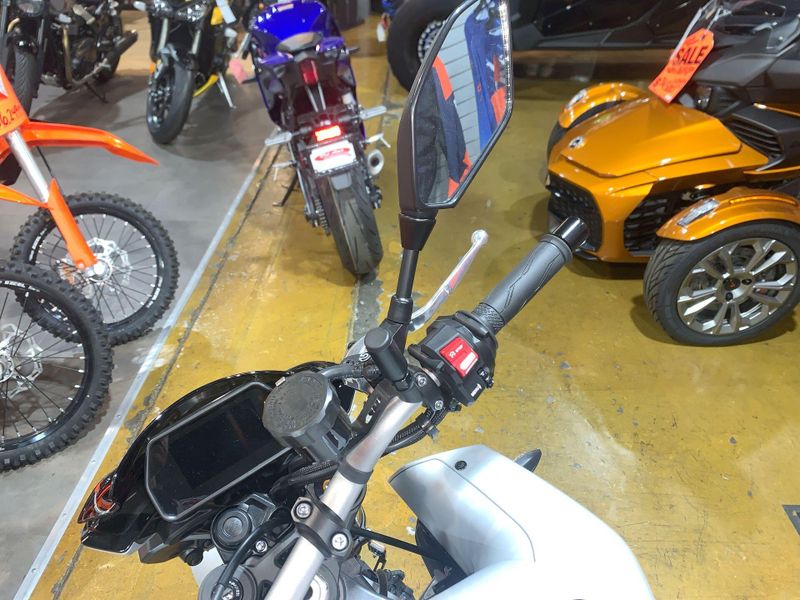 New 2025 Yamaha MT-10 Image 18