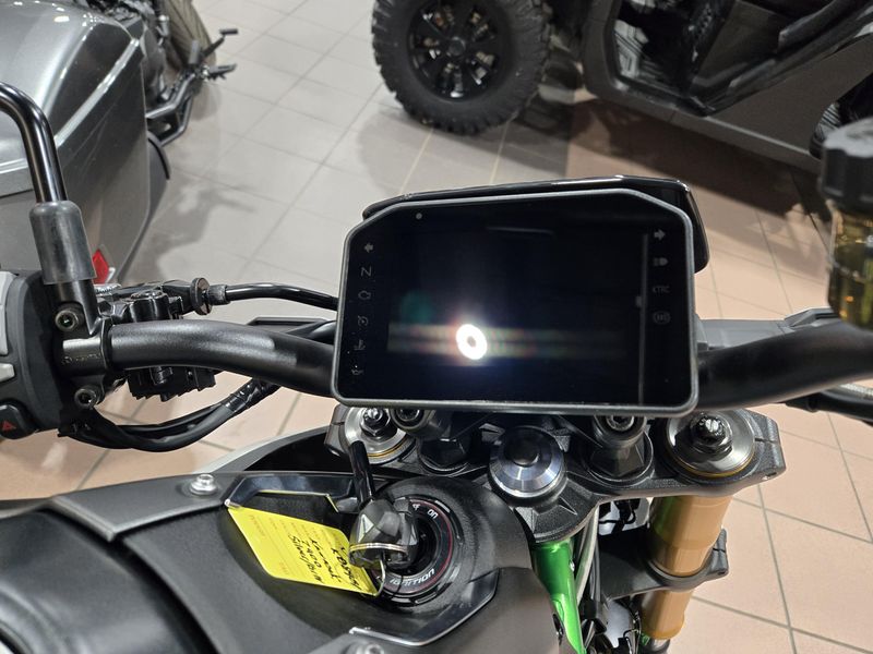 NEW 2026 KAWASAKI Z900 SE ABS Image 13