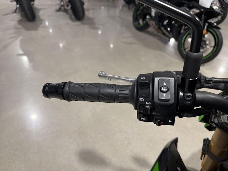 Used 2024 Kawasaki Z900 SE Image 22