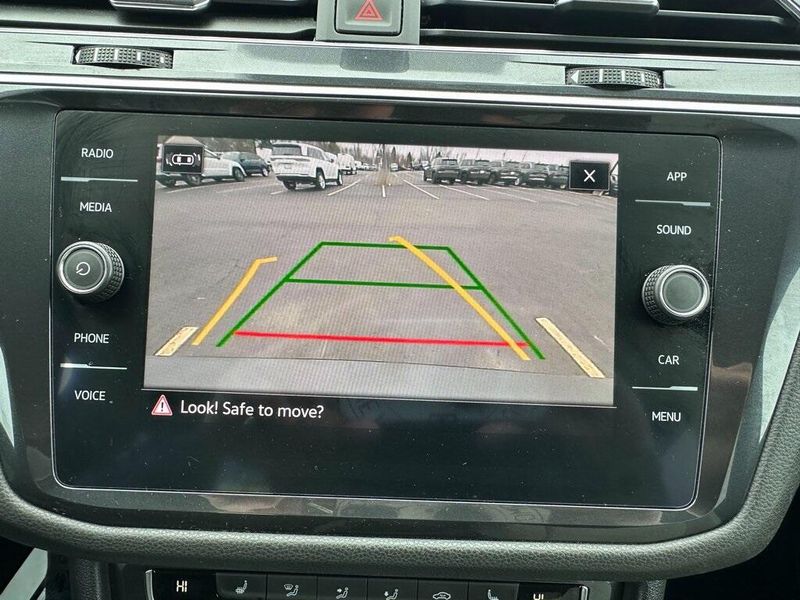 2021 Volkswagen Tiguan 2.0T SE R-Line BlackImage 5