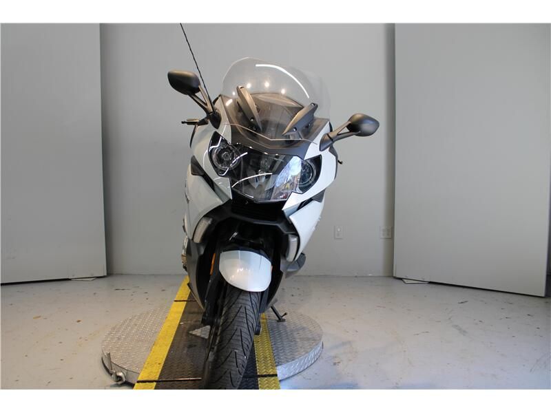 2012 BMW K16GT Image 3