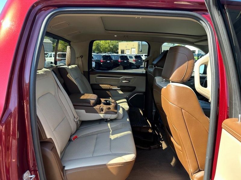 2021 Ram 1500 Laramie photo 21