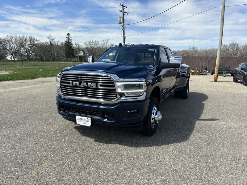 2024 RAM 3500 Laramie Crew Cab 4x4 8