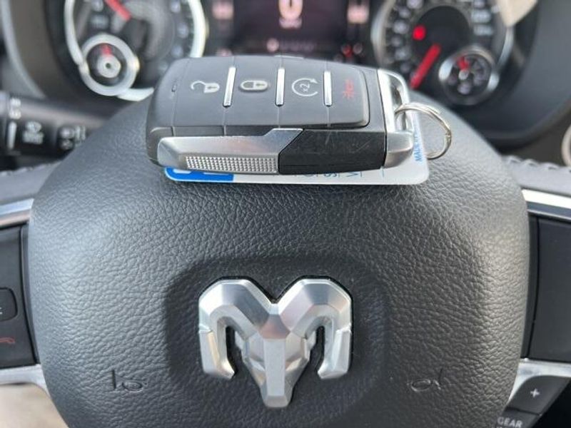 2024 RAM 1500 LaramieImage 49