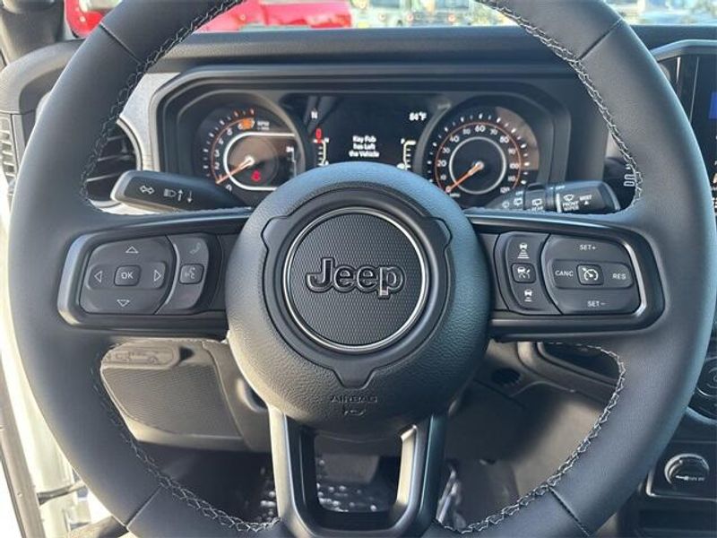 New 2026 Jeep Wrangler 4-door Sport SImage 17