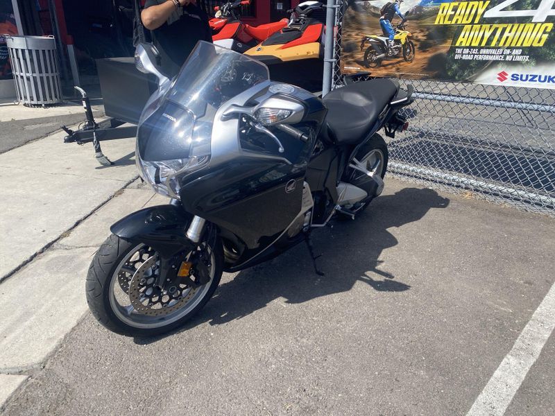 Used 2013 Honda VFR1200F Image 4