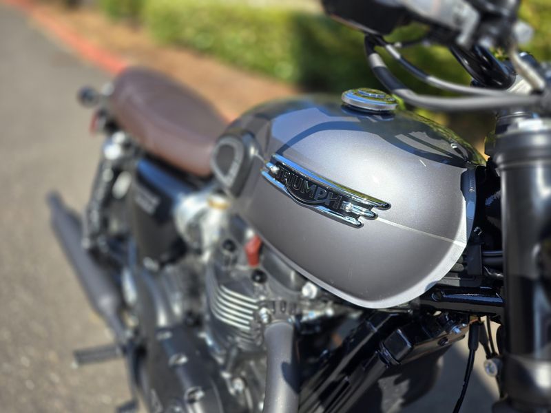 Used 2024 Triumph BONNEVILLE T120 BLACK 