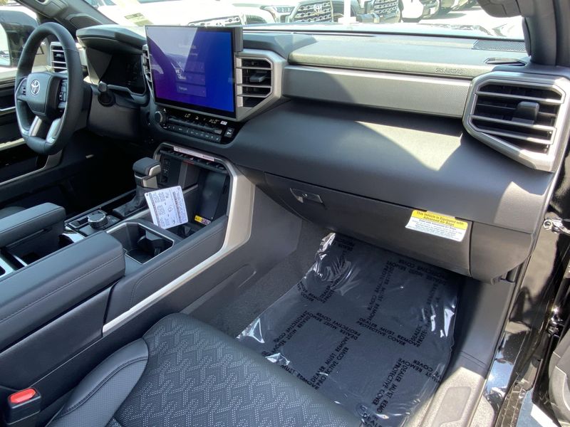 New 2025 Toyota Tundra Limited HybridImage 9