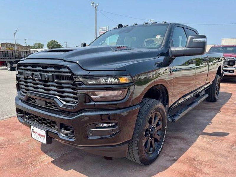 New 2026 RAM 2500 Black Express Crew Cab 4x4 8