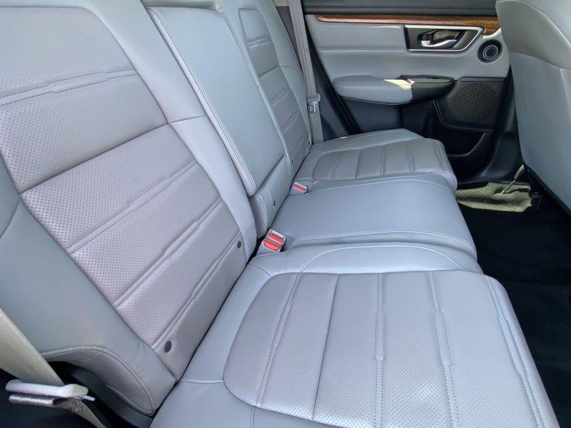 2022 Honda CR-V TouringImage 14