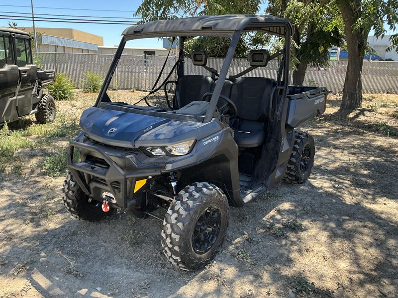 New 2026 Can-Am DEFENDER XT HD7 Image 2
