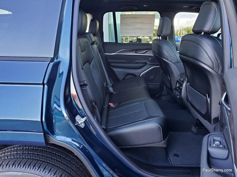 New 2026 Jeep Grand Cherokee Limited Reserve 4x4