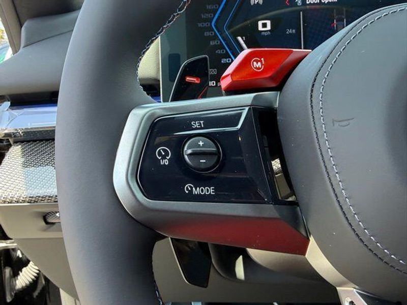 New 2026 BMW M5 BaseImage 22