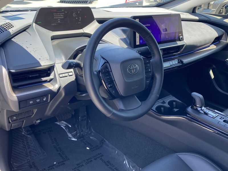 2024 Toyota Prius Image 16