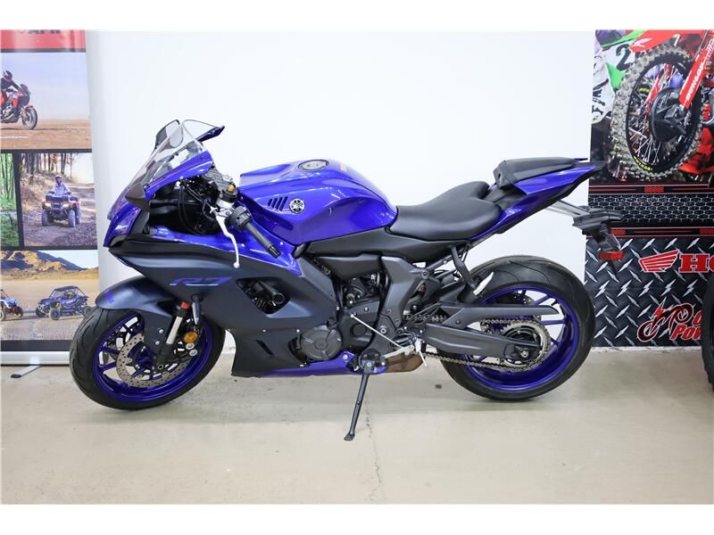 Used 2023 Yamaha YZFR7PL Image 3