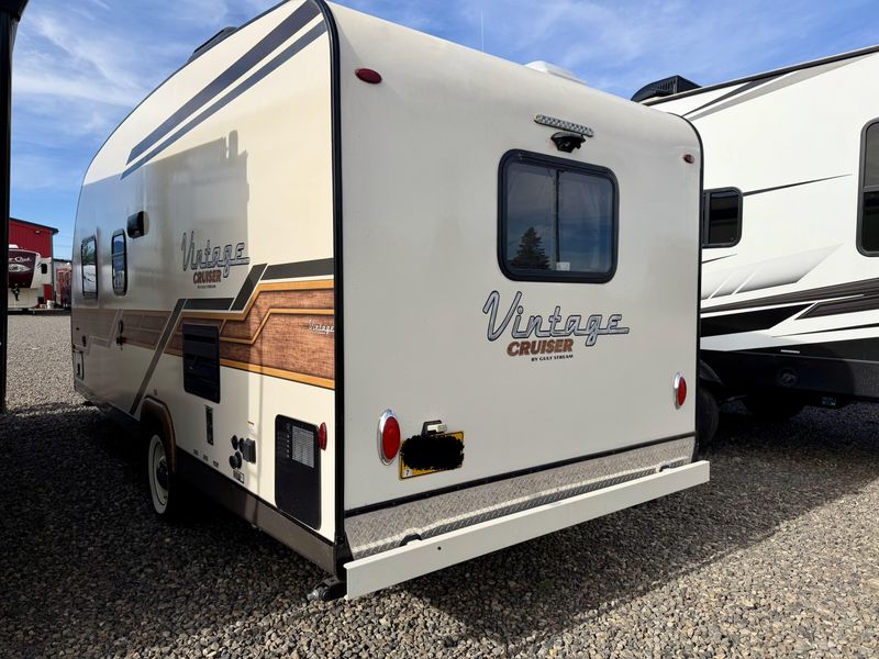 Used 2018 GULF STREAM 19RBS Image 3
