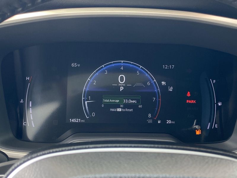 Used 2025 Toyota Corolla Hatchback XSEImage 29