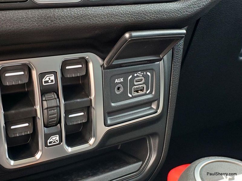 2025 Jeep Wrangler 4-door Sport SImage 30