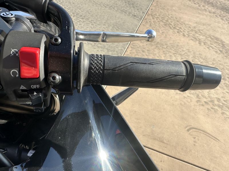 2025 Yamaha YZF-R7 Image 13