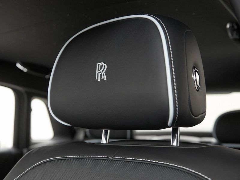 2025 Rolls-Royce Ghost Image 12