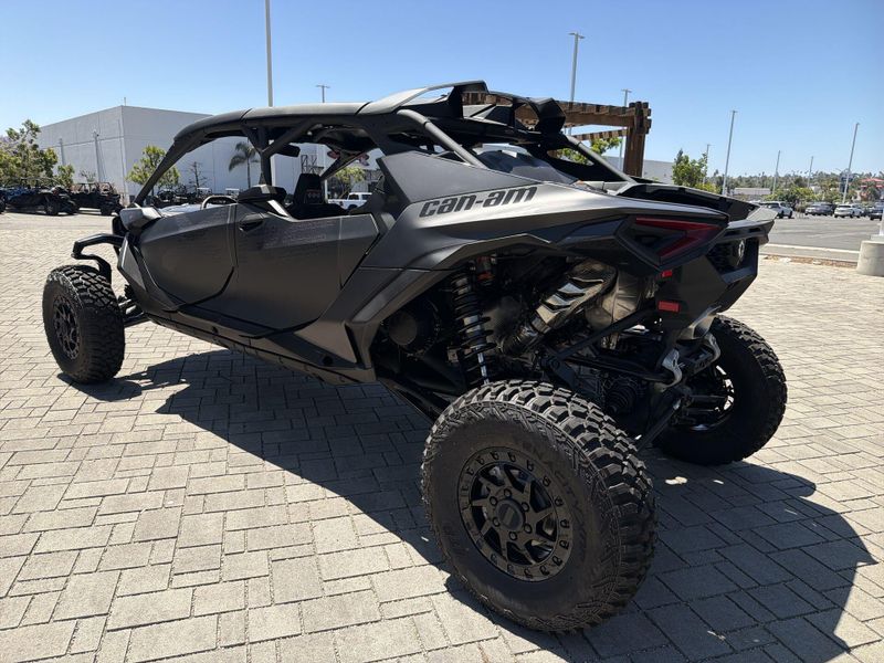 New 2026 Can-Am MAVERICK R MAX X RS 999T DCT Image 15