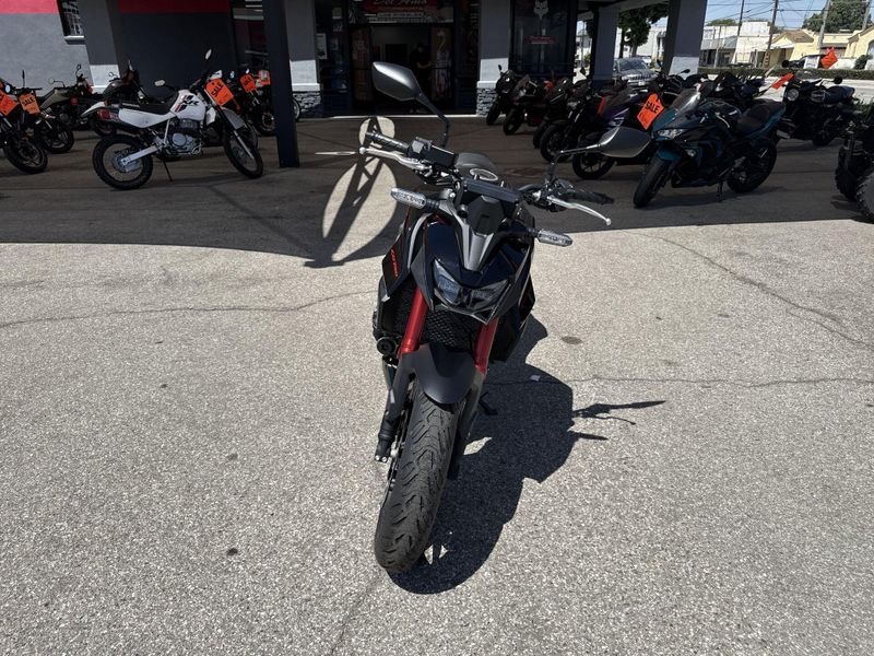 New 2026 Honda CB750 HORNET E-CLUTCH Image 11
