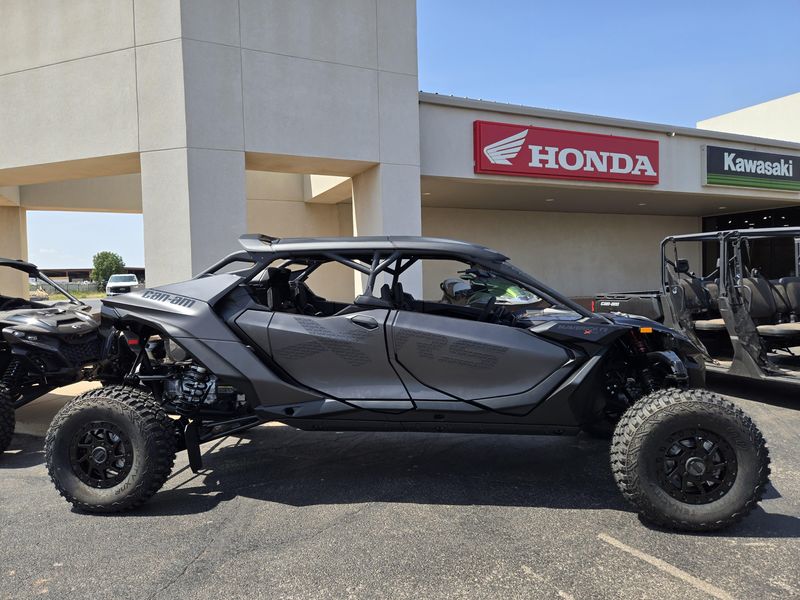 2025 Can-Am MAVERICK R MAX X RS 999T DCT TRIPLE BLACK Image 7