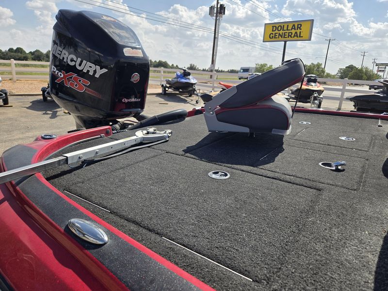 USED 2014 NITRO Z8 Image 21