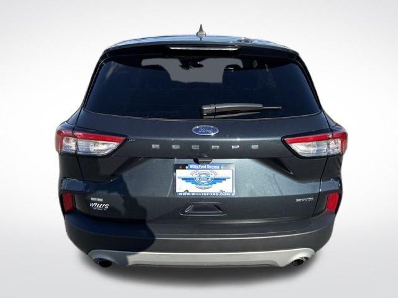 2022 Ford Escape SE photo 4