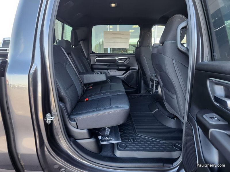 New 2026 RAM 1500 Big Horn Crew Cab 4x4 5'7' Box