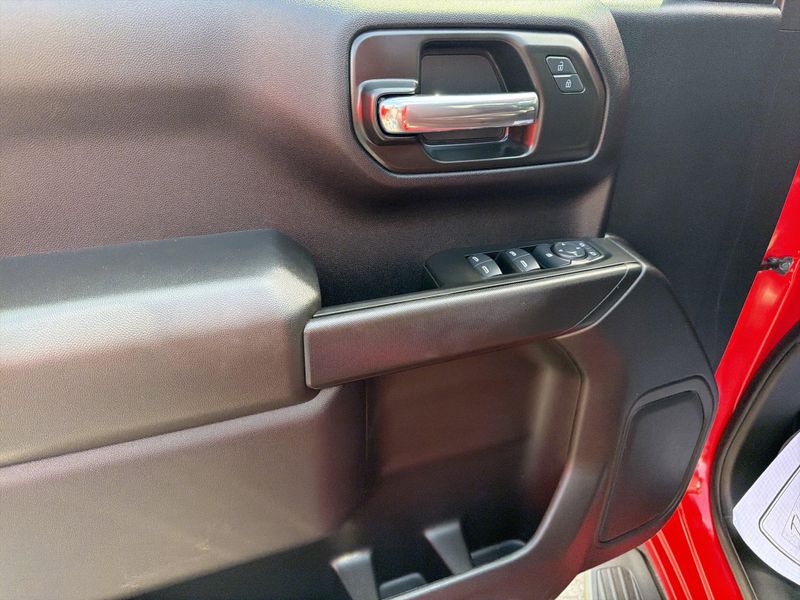 Used 2024 GMC Sierra 1500 ProImage 18