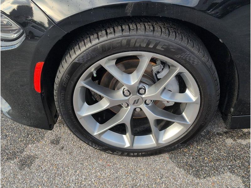 Used 2023 Dodge Charger GTImage 9