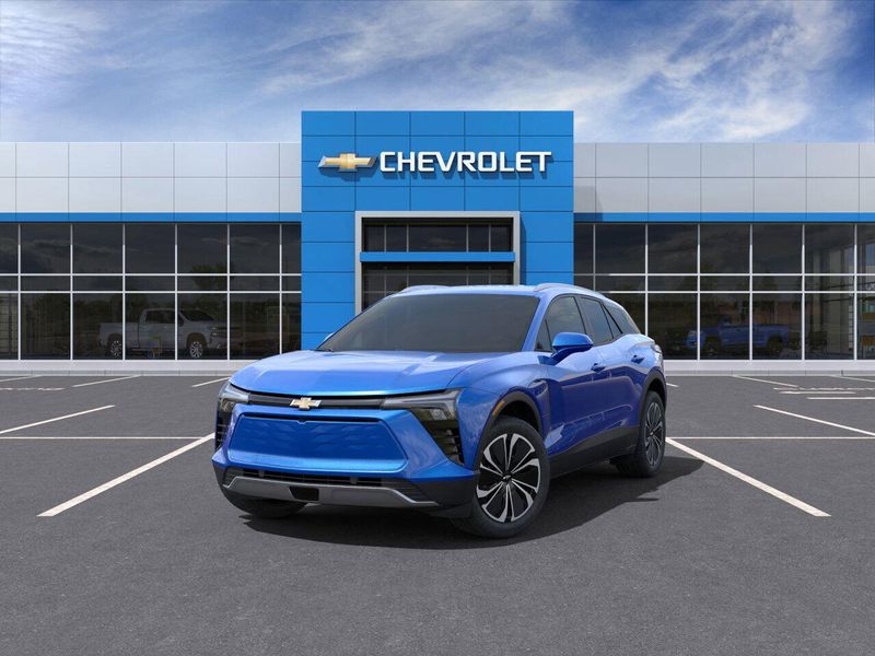 New 2025 Chevrolet Blazer EV AWD LTImage 8