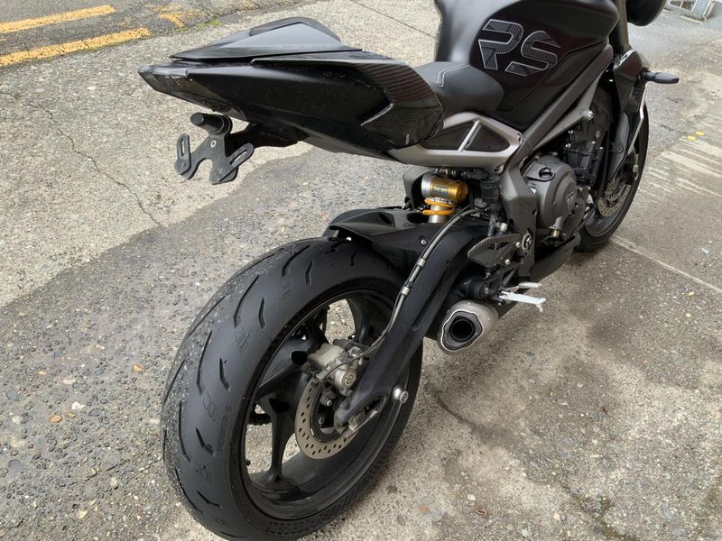 2022 Triumph STREET TRIPLE RS