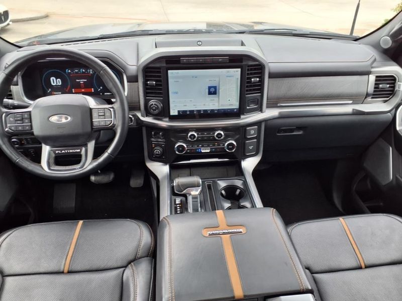 2022 Ford F-150 PlatinumImage 2