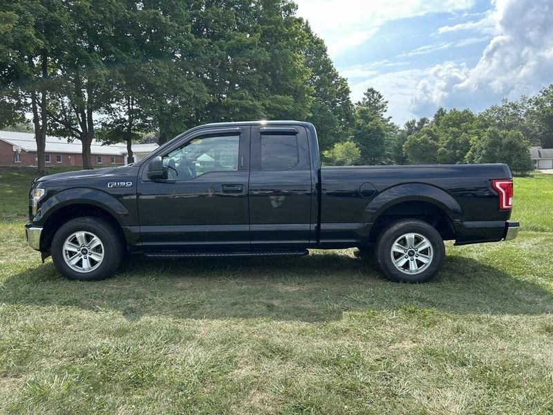 2017 Ford F-150 XLT photo 6