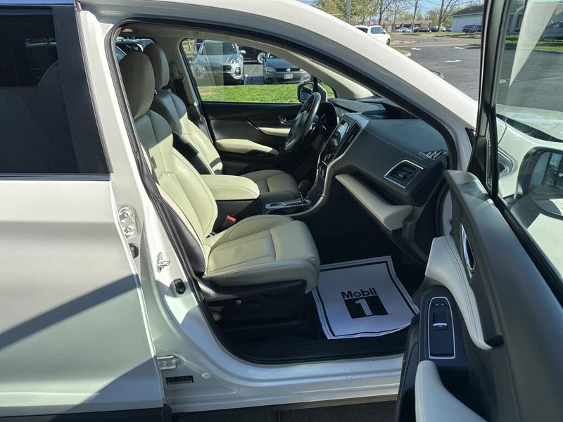 2022 Subaru Ascent LimitedImage 16